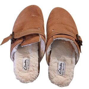 Size “9” fits 7.5/8 Clarks Collection Brynn Womens Slide Tan Suede Clog Buckle